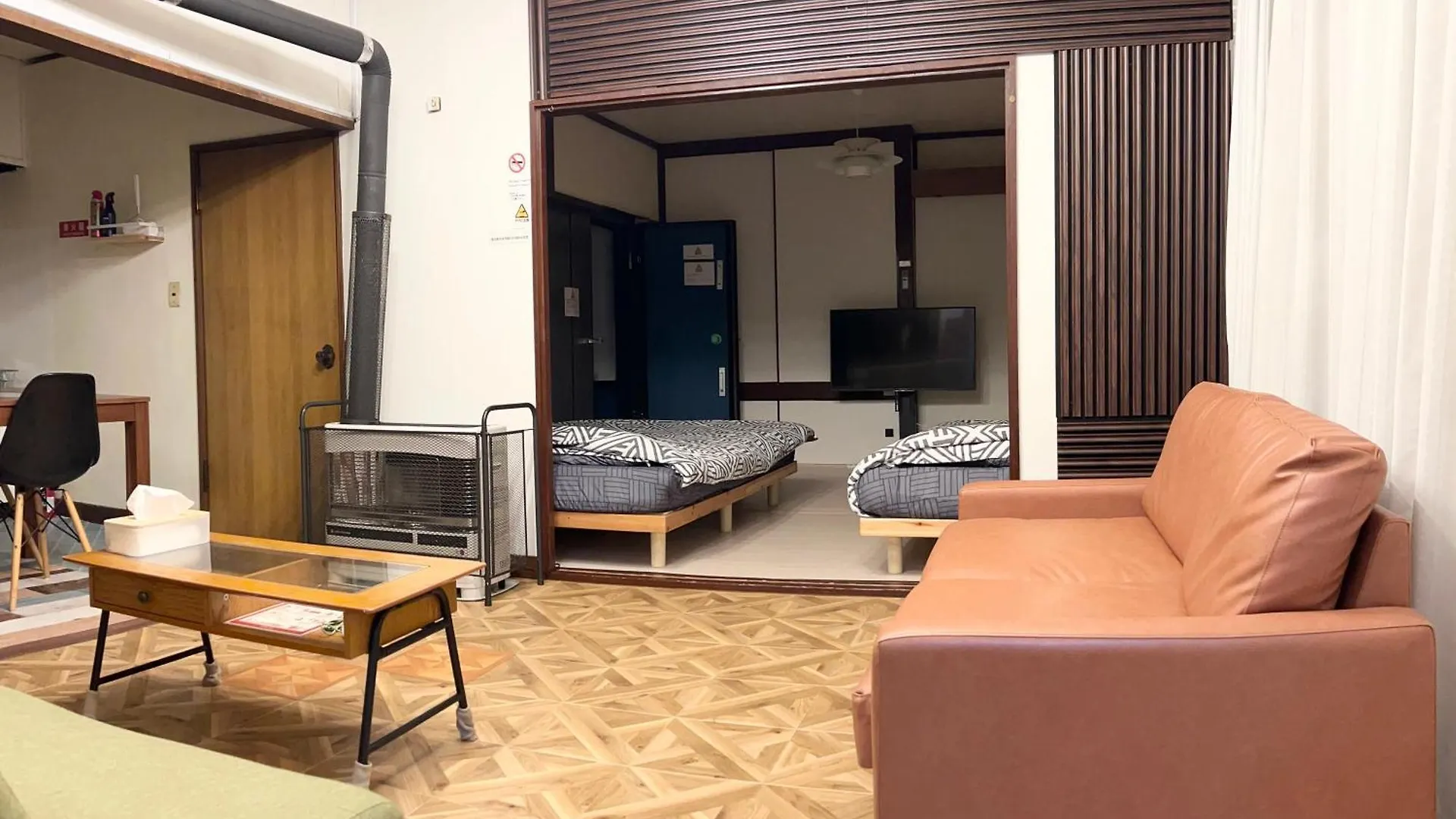札幌ドーム前ハウス Sapporodome Front Houses kontakt