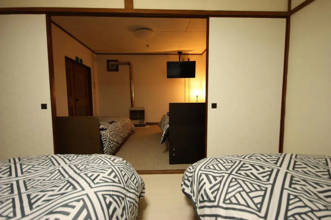 札幌ドーム前ハウス Sapporodome Front House Apartment